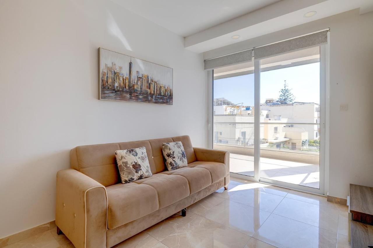 Modern 1Br Apartment In Central St Julian'S Сент Джулианс Экстерьер фото